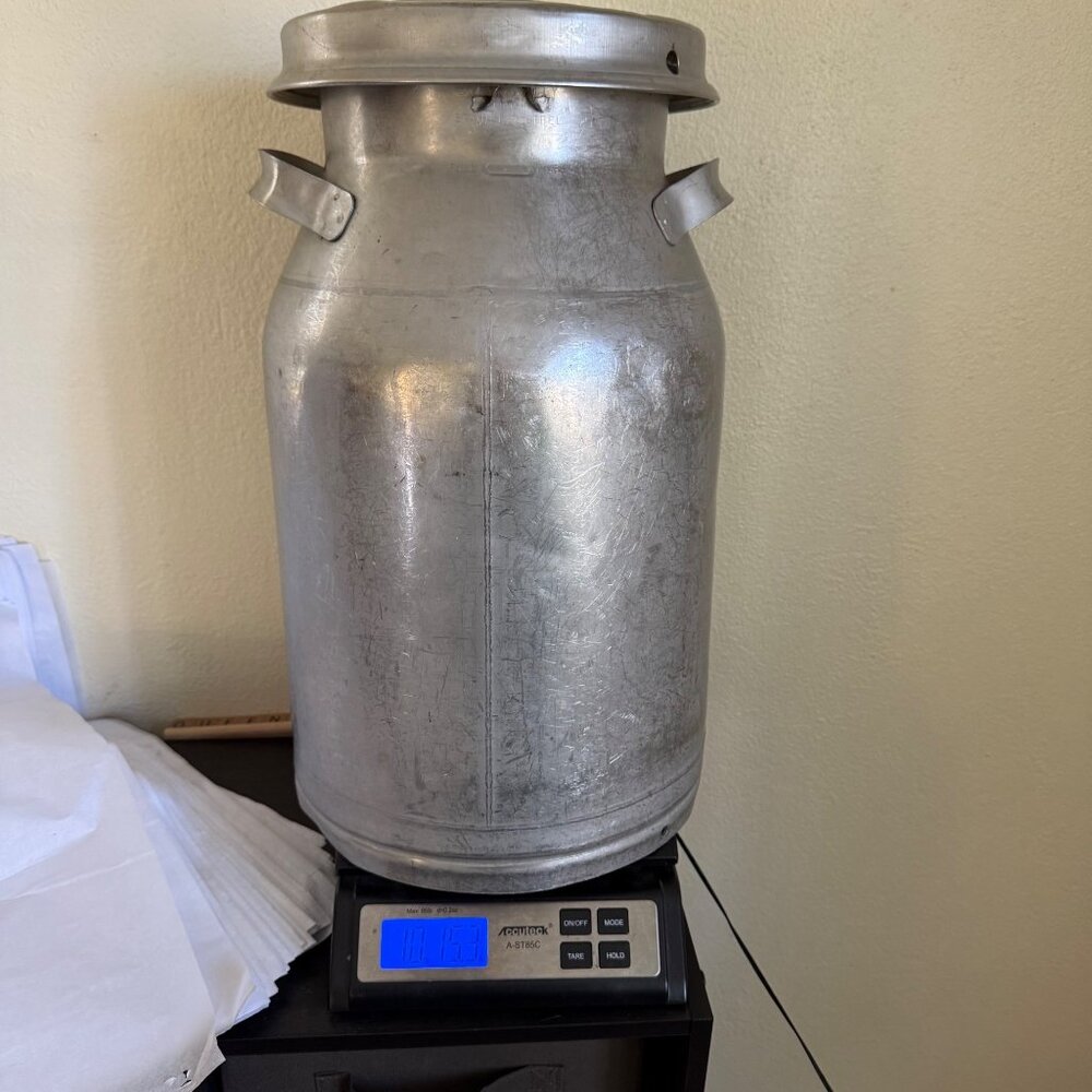 Vintage 'Carnation' Galvanized Stainless Steal Milk Can Jug W/ Lid - Picture 9 of 10